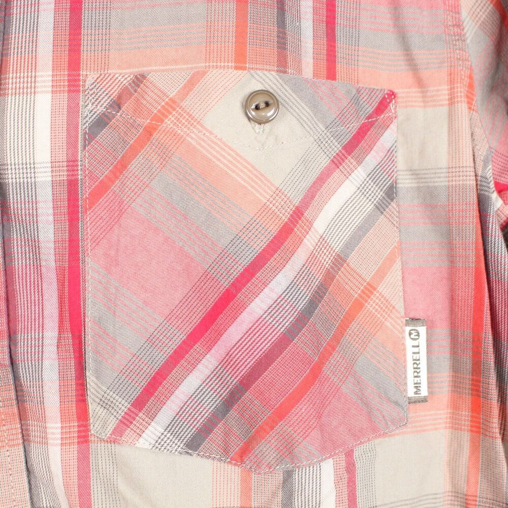 Merrell‎ Flannel Shirt Sz M Red Plaid Long Sleeve Button-Up Outdoors READ - Picture 4 of 8